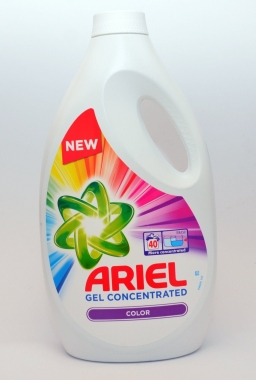 Ariel Mountain Spring Gel Concentrated 2.2 L & Ariel Color Gel Concentrated 2,2Lphoto1