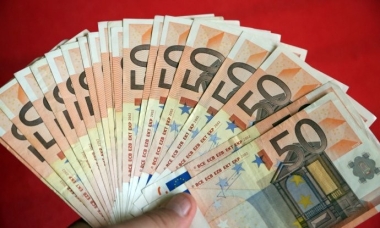 Offre de prêt d argent en 24 heures Email: isabellemonica9@gmail.comphoto1