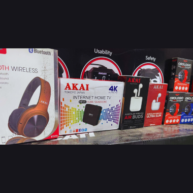 Massive AKAI Electronics Lot - 19.309 Items: Smart TVs, Ovens, Washing Machines, Speakers, Smartwatcphoto1