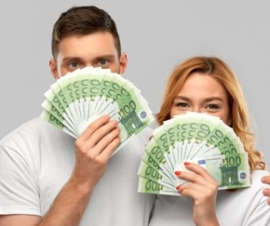 WE OFFER LOANS WITHIN 24 HOURS APPROVAL GUARANTEEDphoto1