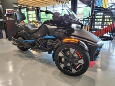 2023 Can-Am Spyder F3-S Special Editionphoto1