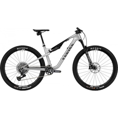2024 Canyon Lux Trail CF 9 Mountain Bike (ZONACYCLES)                 photo1