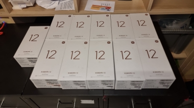 Xiaomi 12 5G 8GB RAM 128GB Grau Neuwertig nicht neuphoto1