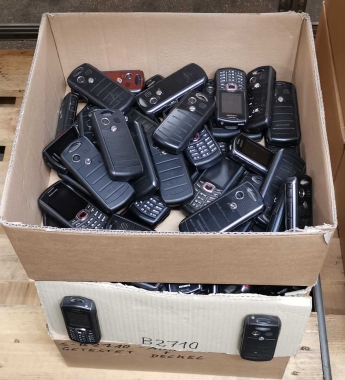Samsung B2710 Handy Outdoor ohne simlockphoto1